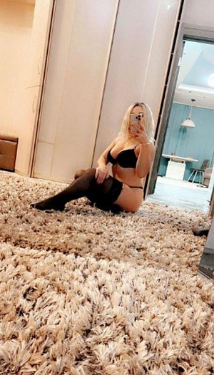 Ася — эротические фото